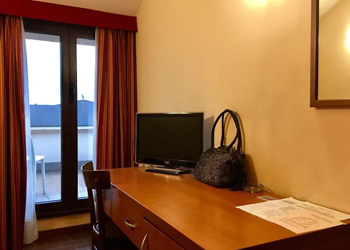 Forum Otel Rozzano