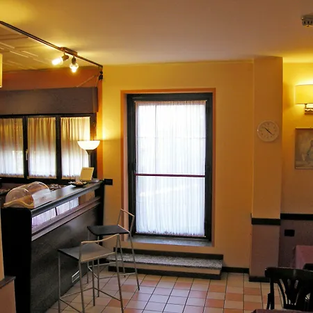 Forum Ξενοδοχείο 3*