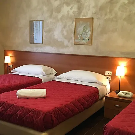 Forum Ξενοδοχείο Rozzano