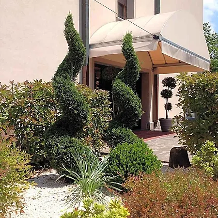 Forum 3*