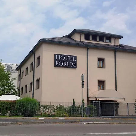 Forum 3*