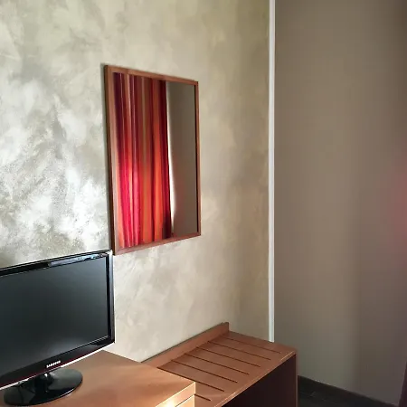 Forum Ξενοδοχείο Rozzano