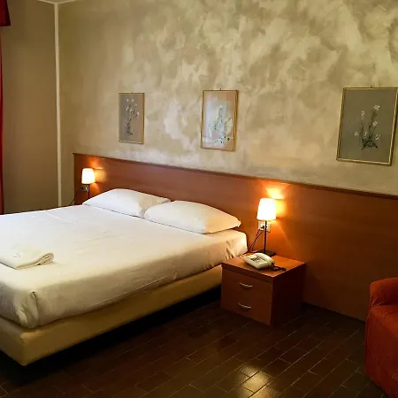 Forum 3*