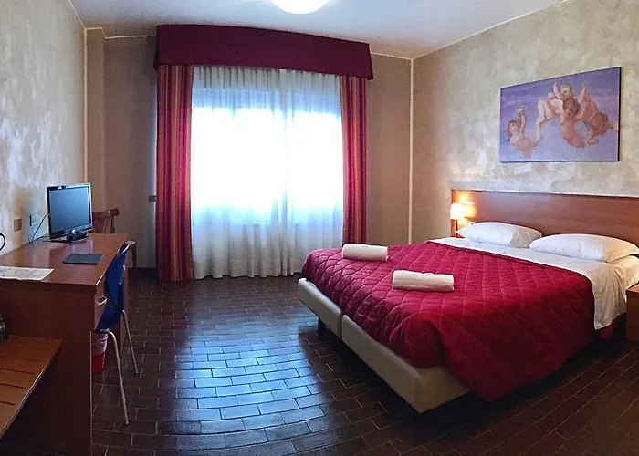 Forum Hotel 3*